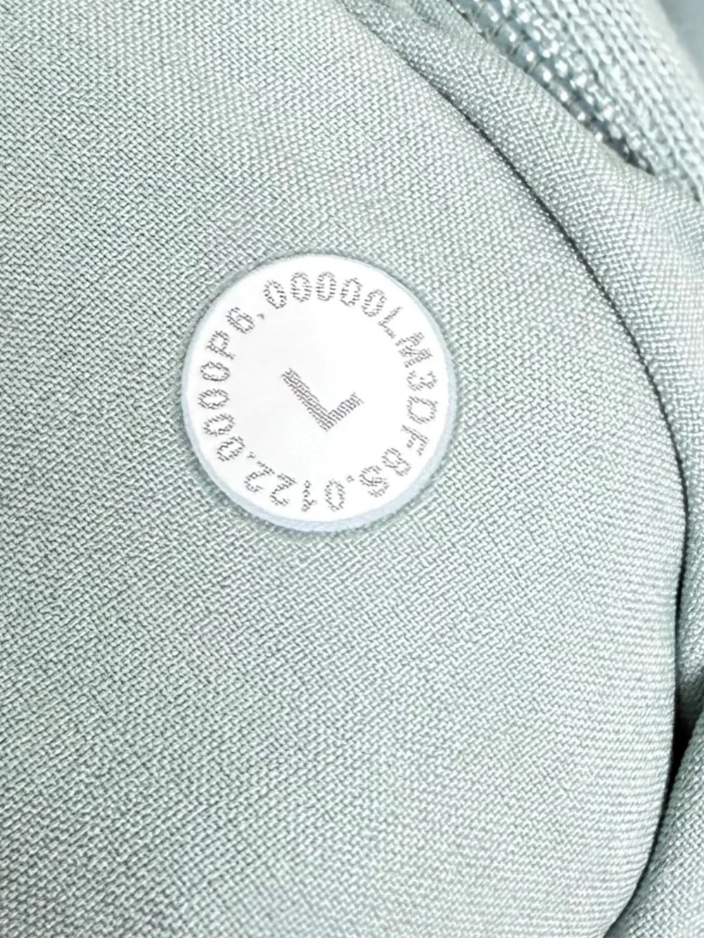 lululemon athletica lululemon french